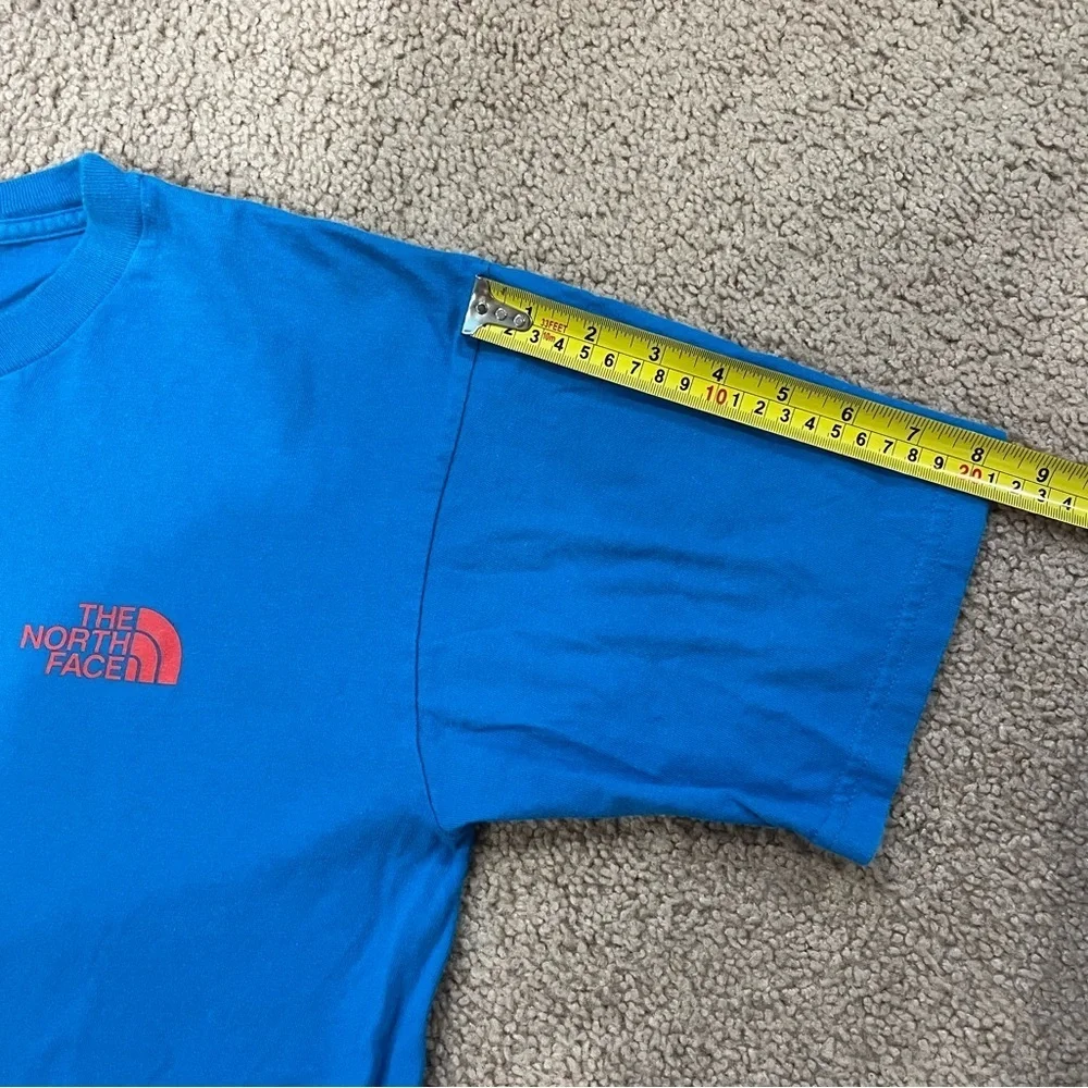 THE NORTH FACE Vibrant Blue Red Box T-shirt